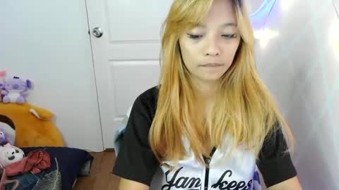 Snapshot of pinay_beauty14 chatting on 01-23-25, 02:39 pinay beauty14 online show from 01-23-25, 02:39