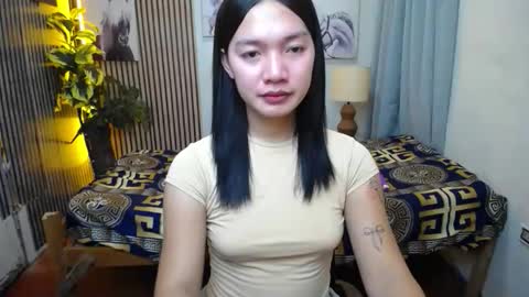 Shenna online show from 09-17-25, 01:07