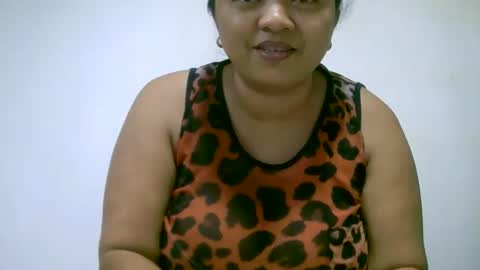 Snapshot of pinaybigboobs4u chatting on 02-27-25, 05:34 pinaybigboobs4u online show from 02-27-25, 05:34