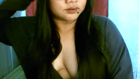 pinayjona online show from 12-16-25, 11:37