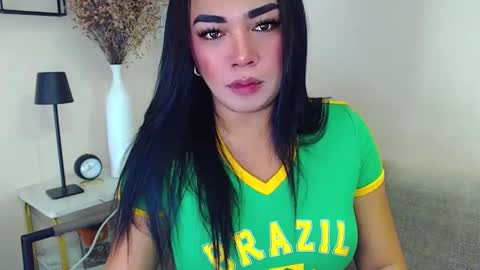 Snapshot of pinaymorena69 chatting on 03-12-25, 12:10 Just cath online show from 03-12-25, 12:10