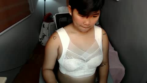 Lyn the Lesbian online show from 01-05-25, 06:46