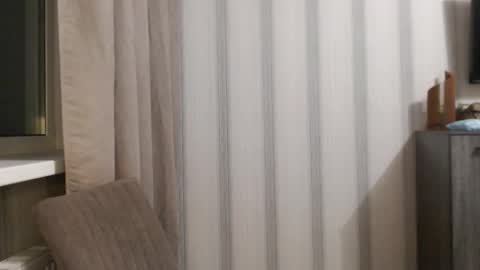       online show from 10-27-25, 06:45