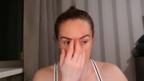       online show from 12-15-25, 06:01