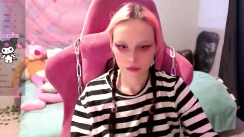 Nancy online show from 09-11-25, 08:31