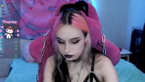 Nancy online show from 09-22-25, 08:22