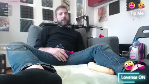 Snapshot of pingones79 chatting on 02-26-25, 01:19 pingones 79 online show from 02-26-25, 01:19