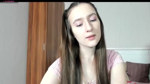 Snapshot of pingviluly chatting on 09-22-25, 06:37 pingviluly online show from 09-22-25, 06:37