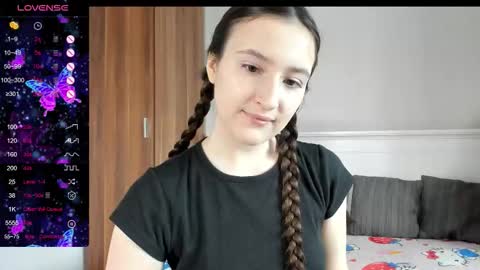 Snapshot of pingviluly chatting on 09-29-25, 06:29 pingviluly online show from 09-29-25, 06:29