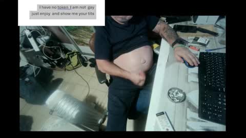 Snapshot of pini_z chatting on 12-27-24, 02:25 pini_z online show from 12-27-24, 02:25