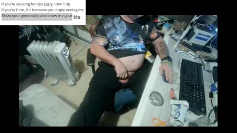 Snapshot of pini_z chatting on 01-05-25, 12:10 pini_z online show from 01-05-25, 12:10