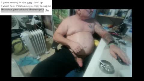 Snapshot of pini_z chatting on 01-24-25, 10:51 pini_z online show from 01-24-25, 10:51