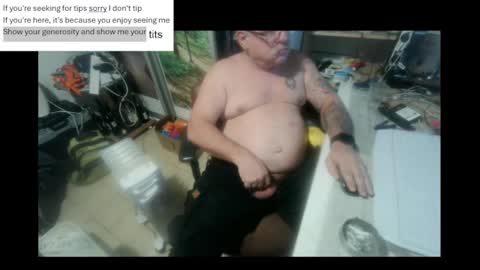 Snapshot of pini_z chatting on 02-02-25, 04:11 pini_z online show from 02-02-25, 04:11