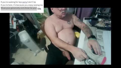 Snapshot of pini_z chatting on 02-23-25, 08:55 pini_z online show from 02-23-25, 08:55