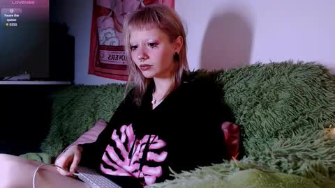 Snapshot of pink_k1tty chatting on 10-01-25, 03:40 pink_k1tty online show from 10-01-25, 03:40