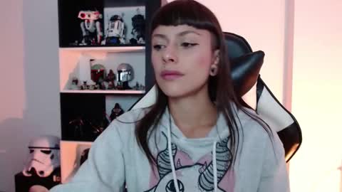 Emily online show from 09-08-25, 09:58