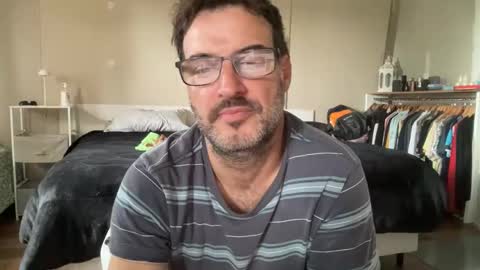 Snapshot of pinkermax chatting on 11-19-25, 05:35 Max Pinker online show from 11-19-25, 05:35