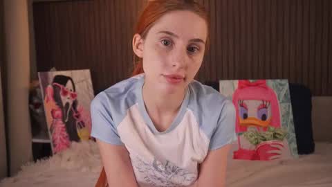 Snapshot of pinkestmango chatting on 01-18-26, 02:21 Tgirl Sophie online show from 01-18-26, 02:21