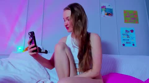 Mila online show from 02-22-26, 08:13