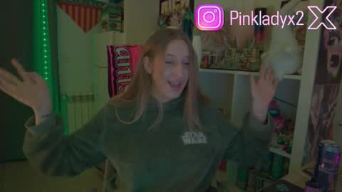 Snapshot of pinkladyx2 chatting on 01-09-26, 09:38 pinkladyx2 online show from 01-09-26, 09:38