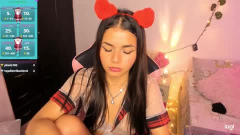 Snapshot of pinkpantherr_ chatting on 12-27-24, 09:28 Sarah .. online show from 12-27-24, 09:28