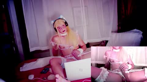 pinkpillbambi online show from 01-09-26, 04:15