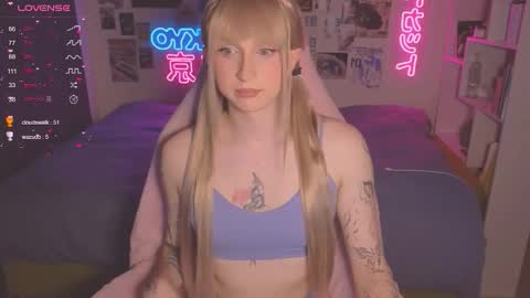 pinkvenom_ online show from 10-01-25, 06:14