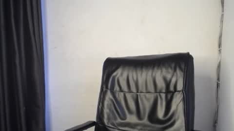 Arena online show from 11-30-25, 08:18