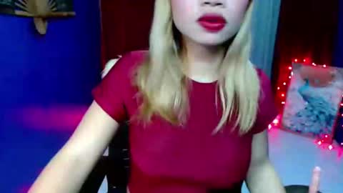 Tina online show from 11-11-25, 12:54