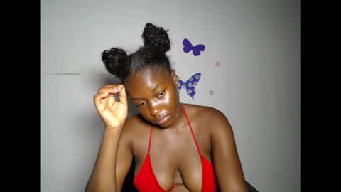pinkykiki_247 online show from 11-25-25, 08:58