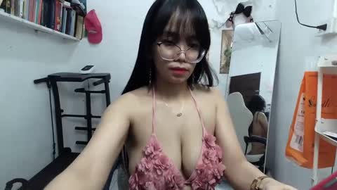 Rose online show from 01-27-25, 12:22