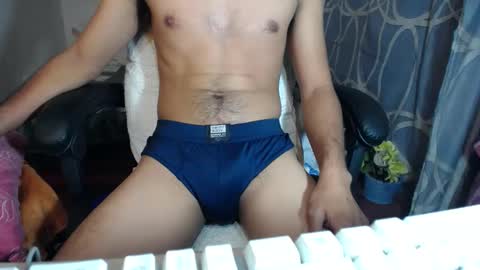 Snapshot of pinoy_studz chatting on 02-06-25, 11:43 pinoy_studz online show from 02-06-25, 11:43