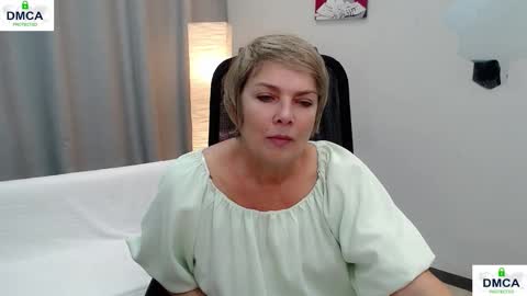 Bella online show from 02-16-26, 05:36