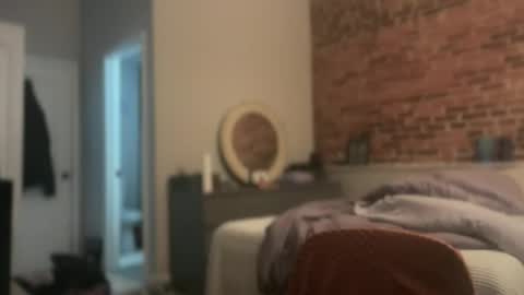 Snapshot of pirdybirdyxo chatting on 10-31-25, 05:19 pirdybirdyxo online show from 10-31-25, 05:19