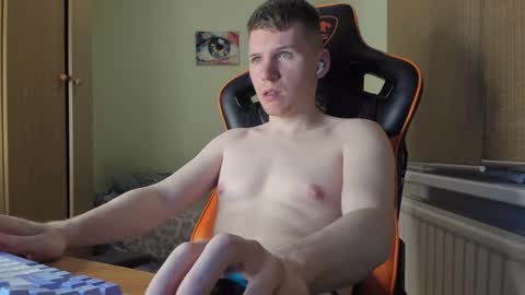 Pierre online show from 12-20-24, 03:31