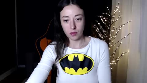 piscesgirl06 online show from 01-06-25, 05:30