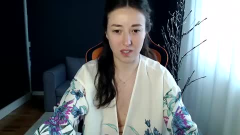 piscesgirl06 online show from 02-28-25, 09:04