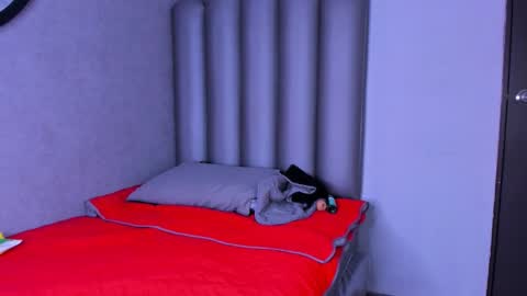 pitufa__ online show from 01-07-26, 08:11