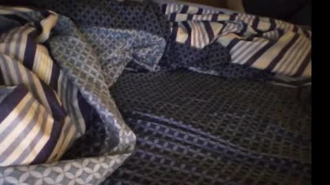 Snapshot of pityboycock chatting on 12-14-25, 11:37 whom like be watching.i online show from 12-14-25, 11:37