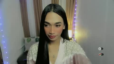 pixiedoll_ online show from 01-12-26, 08:25