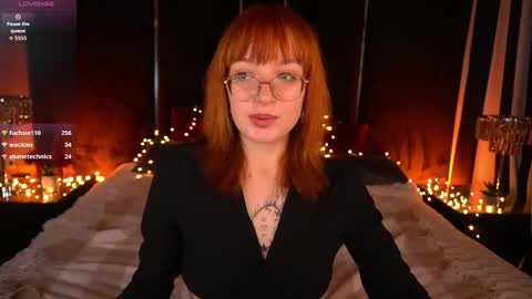 Snapshot of pixiepeachh chatting on 12-23-25, 02:53 pixiepeachh online show from 12-23-25, 02:53