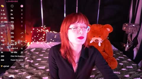 Snapshot of pixiepeachh chatting on 02-07-26, 10:24 pixiepeachh online show from 02-07-26, 10:24