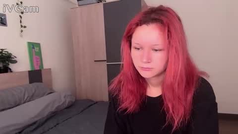 Snapshot of pixieyes0n chatting on 02-15-26, 02:08 Daryl online show from 02-15-26, 02:08