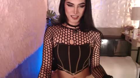 Snapshot of pixydominatrixx chatting on 12-17-24, 06:53 pixydominatrixx online show from 12-17-24, 06:53