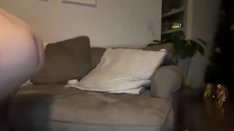 PeggedBiGuy online show from 12-24-24, 07:28