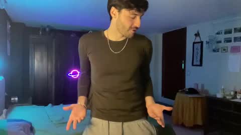 Snapshot of placebo14 chatting on 12-18-24, 09:29 placebo14 online show from 12-18-24, 09:29