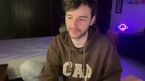 Snapshot of placebo14 chatting on 02-02-25, 11:11 placebo14 online show from 02-02-25, 11:11