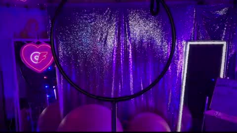 Dumb bimbo fuck doll online show from 02-08-25, 05:18