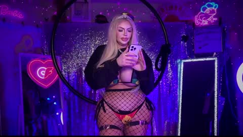 Dumb bimbo fuck doll online show from 02-16-25, 03:15