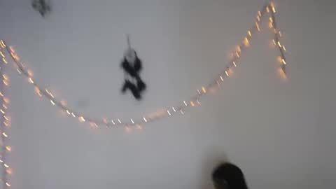 Amanda and Angelica online show from 03-01-25, 09:15